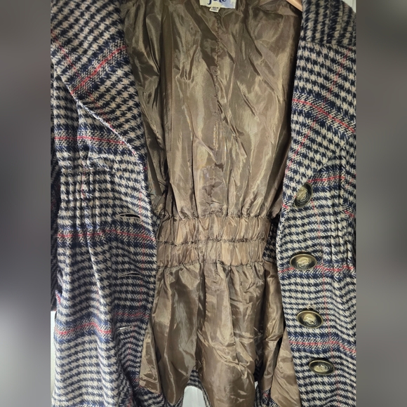 Jolt Plaid Cape Jacket - XS - Small - Picture 4 of 6